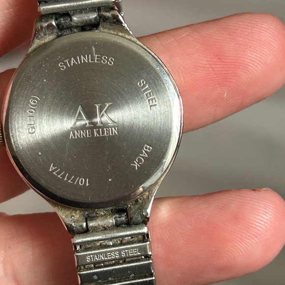 4/$50 Anne Klein Gold and Silver Watch 7 inches 💜 - Picture 5 of 6